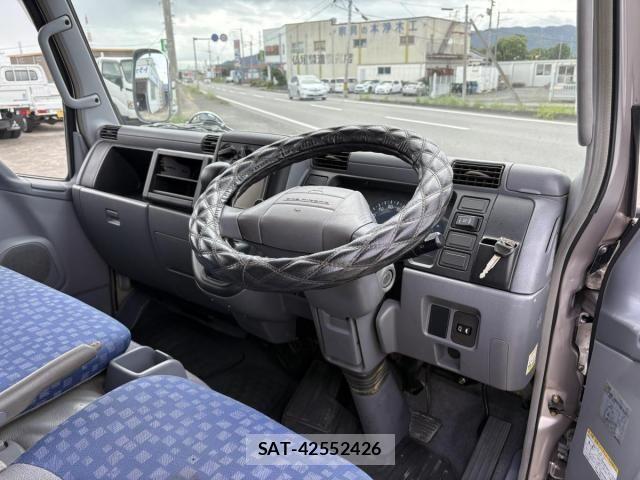 Mitsubishi CANTER 2004-03 8848423-5