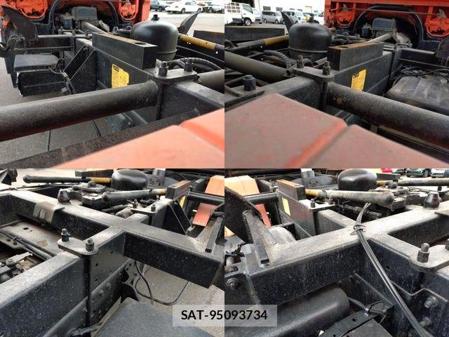 Mitsubishi CANTER 1999-01 8848418-13