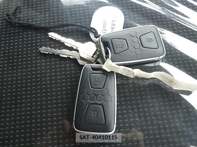 Mitsubishi CANTER 2024-10 8848398-26