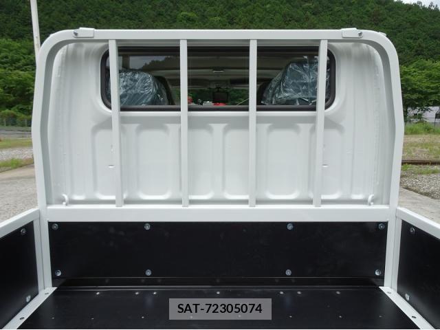 Mitsubishi CANTER 2026-05 8870585-11