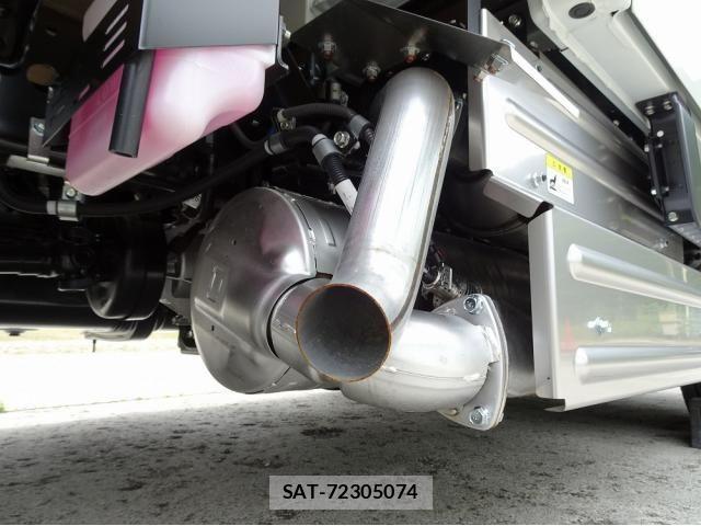 Mitsubishi CANTER 2026-05 8870585-28