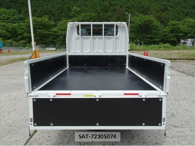 Mitsubishi CANTER 2026-05 8870585-6