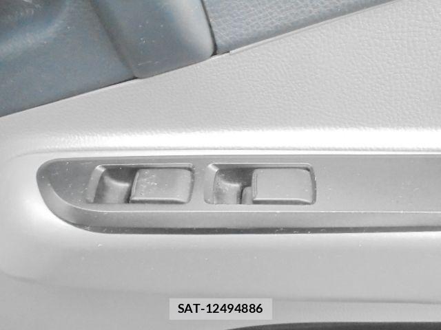 Mitsubishi CANTER 2015-11 8870597-10