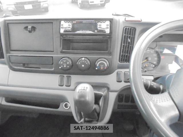 Mitsubishi CANTER 2015-11 8870597-13