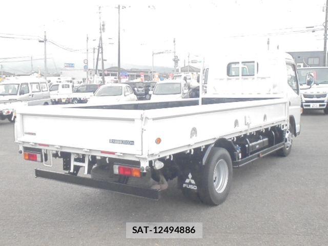 Mitsubishi CANTER 2015-11 8870597-2