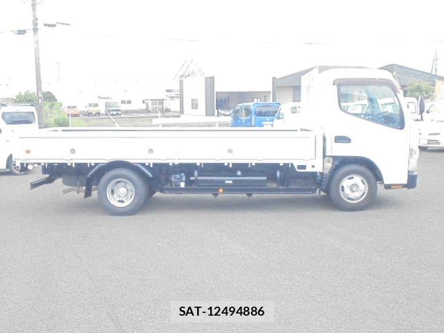 Mitsubishi CANTER 2015-11 8870597-8