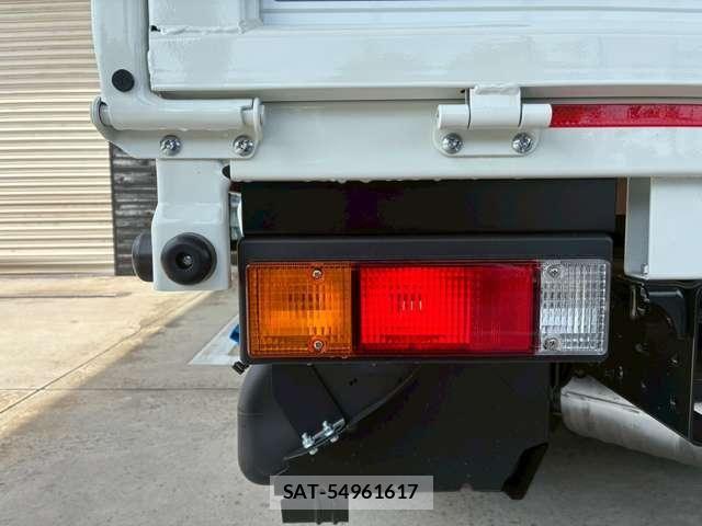Mitsubishi CANTER 2026-05 8870587-23