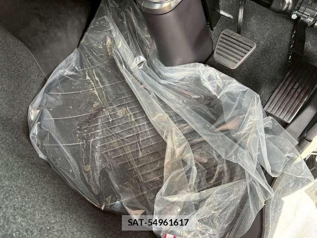 Mitsubishi CANTER 2026-05 8870587-28