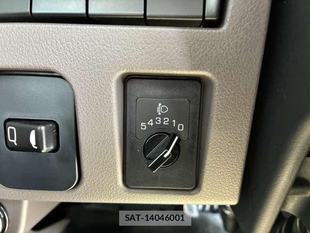 Mitsubishi CANTER 2026-04 8870588-16