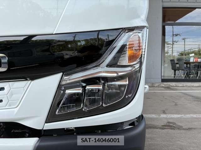 Mitsubishi CANTER 2026-04 8870588-23