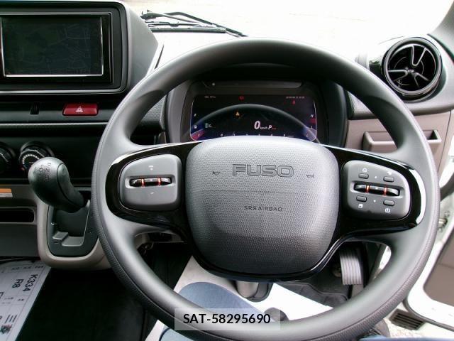 Mitsubishi CANTER 2026-04 8870582-21