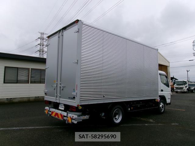 Mitsubishi CANTER 2026-04 8870582-3