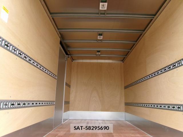 Mitsubishi CANTER 2026-04 8870582-6