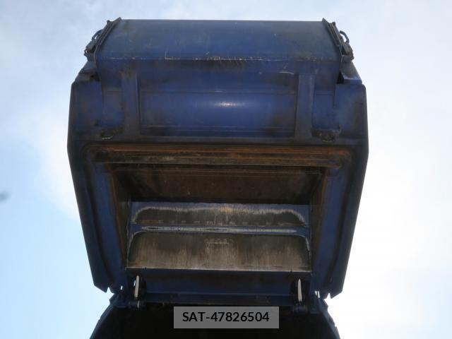 Mitsubishi CANTER 2021-04 8870584-10