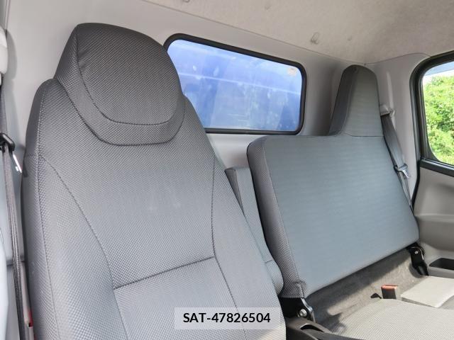 Mitsubishi CANTER 2021-04 8870584-27