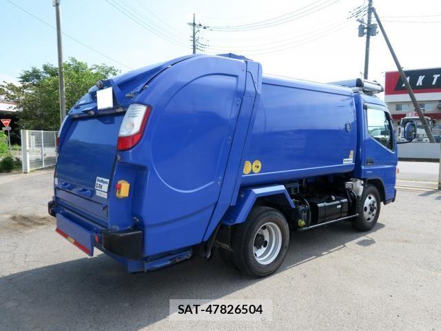 Mitsubishi CANTER 2021-04 8870584-3