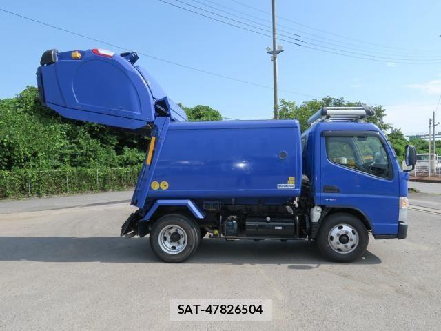 Mitsubishi CANTER 2021-04 8870584-7