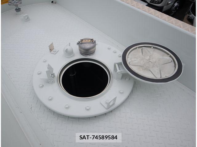 Mitsubishi CANTER 2026-05 8870579-11