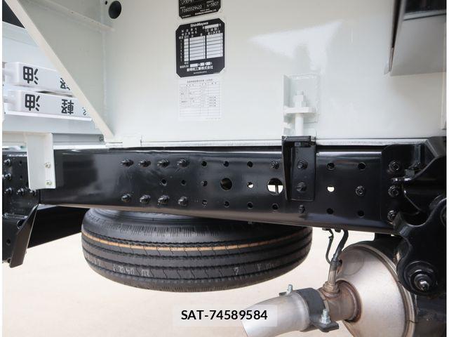Mitsubishi CANTER 2026-05 8870579-19