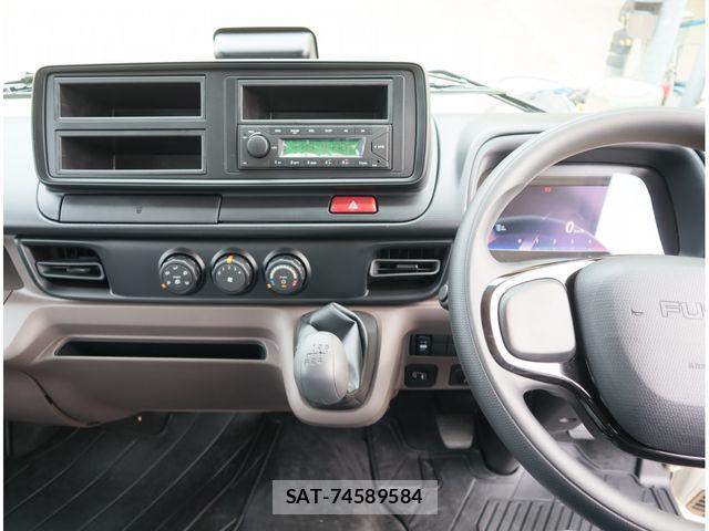Mitsubishi CANTER 2026-05 8870579-23