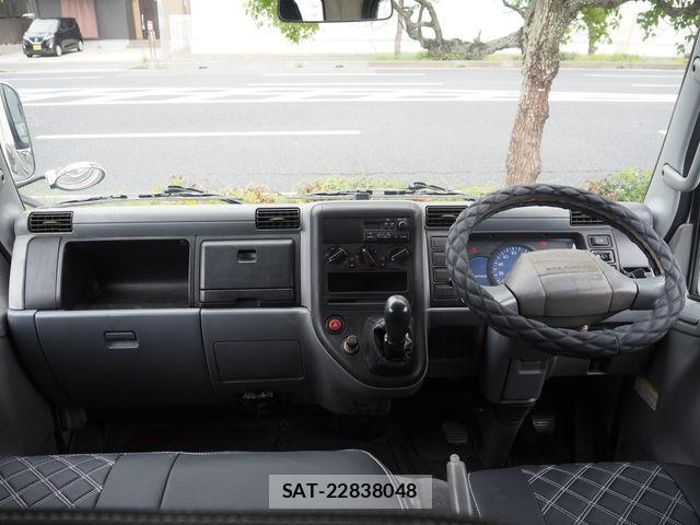 Mitsubishi CANTER 2007-12 8870599-13