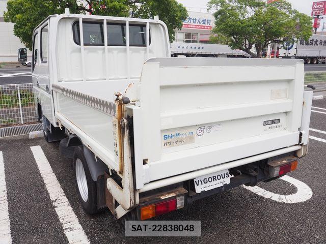 Mitsubishi CANTER 2007-12 8870599-25