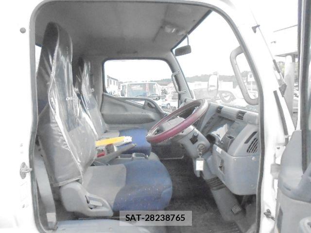 Mitsubishi CANTER 2005-02 8870592-11