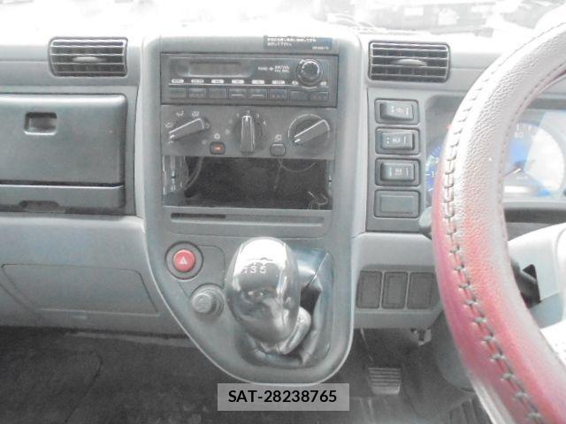 Mitsubishi CANTER 2005-02 8870592-13