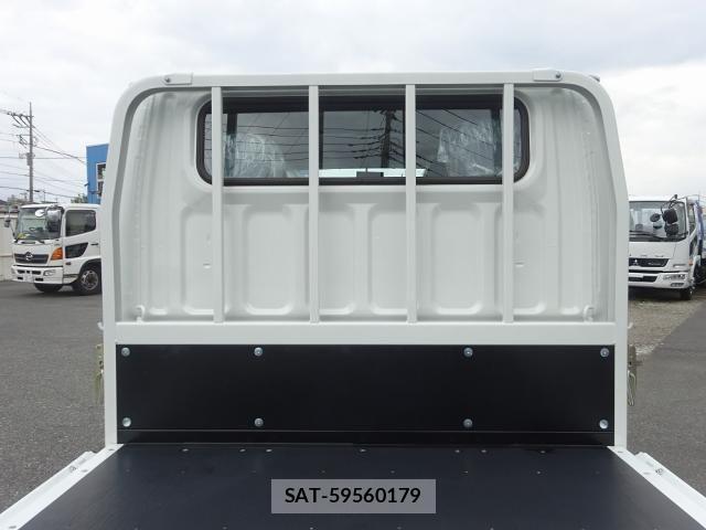Mitsubishi CANTER 2026-04 8870586-11