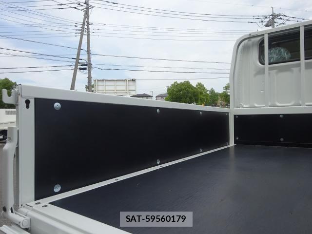 Mitsubishi CANTER 2026-04 8870586-12