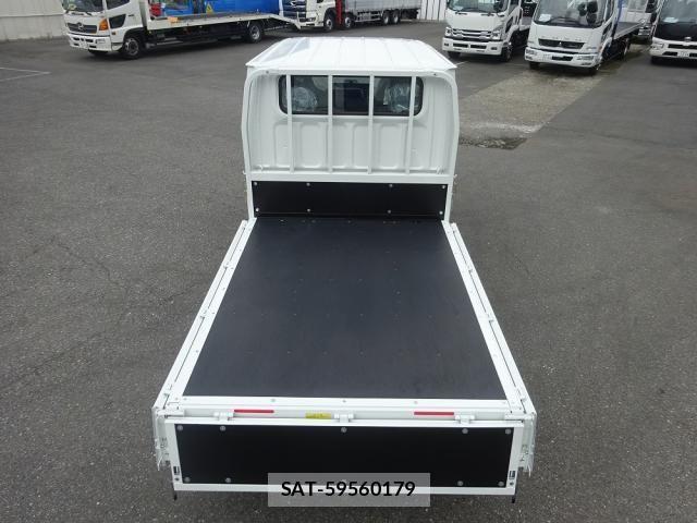 Mitsubishi CANTER 2026-04 8870586-14