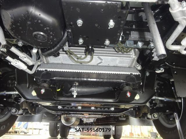 Mitsubishi CANTER 2026-04 8870586-23
