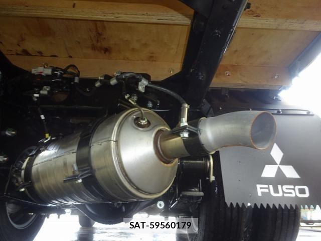 Mitsubishi CANTER 2026-04 8870586-25