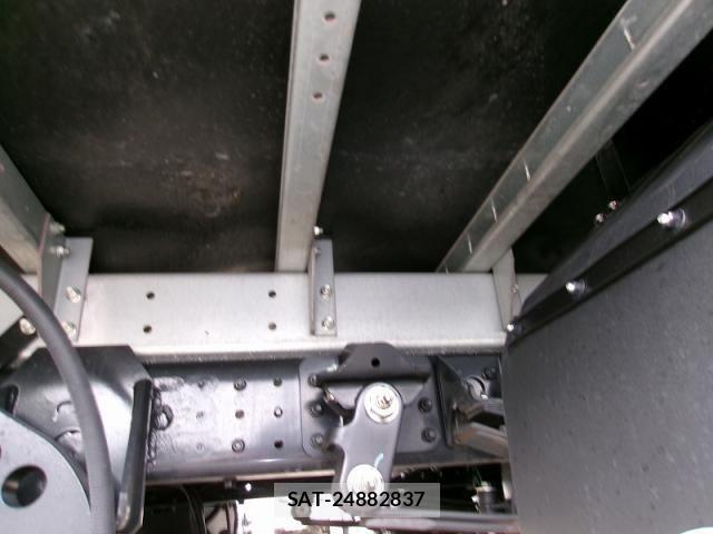 Mitsubishi CANTER 2025-02 8870583-11