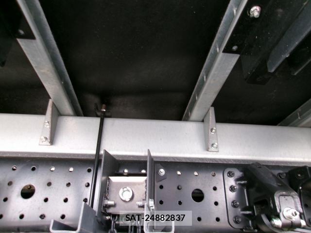 Mitsubishi CANTER 2025-02 8870583-12