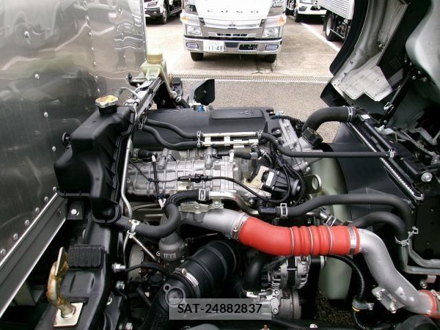 Mitsubishi CANTER 2025-02 8870583-16