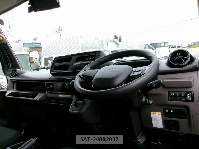 Mitsubishi CANTER 2025-02 8870583-18