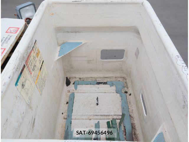 Mitsubishi CANTER 2018-03 8870596-13