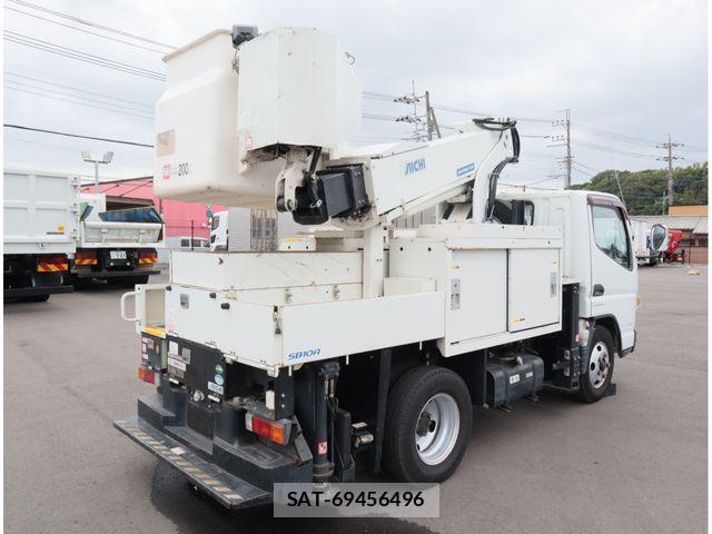 Mitsubishi CANTER 2018-03 8870596-2