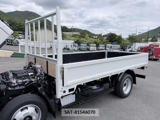 Mitsubishi CANTER 2026-05 8878983-22