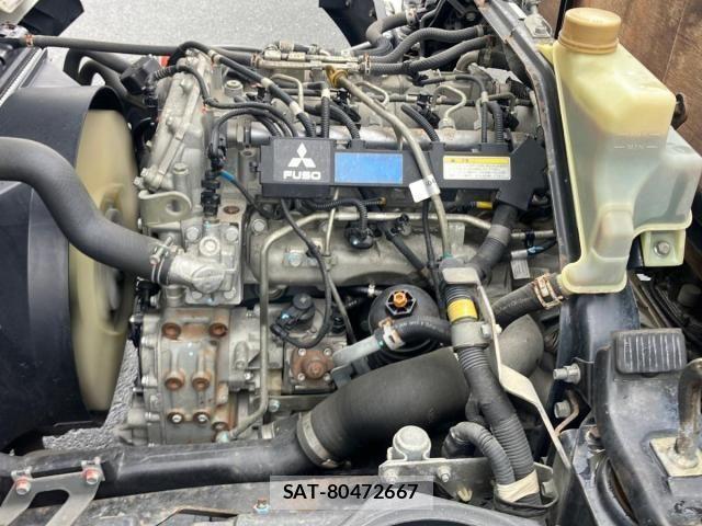 Mitsubishi CANTER 2016-08 8879005-13