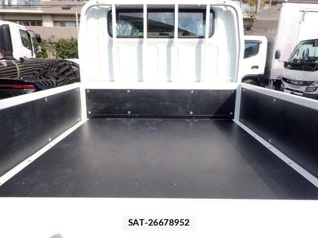 Mitsubishi CANTER 2026-06 8878985-4