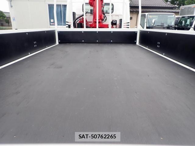 Mitsubishi CANTER 2026-06 8878979-4