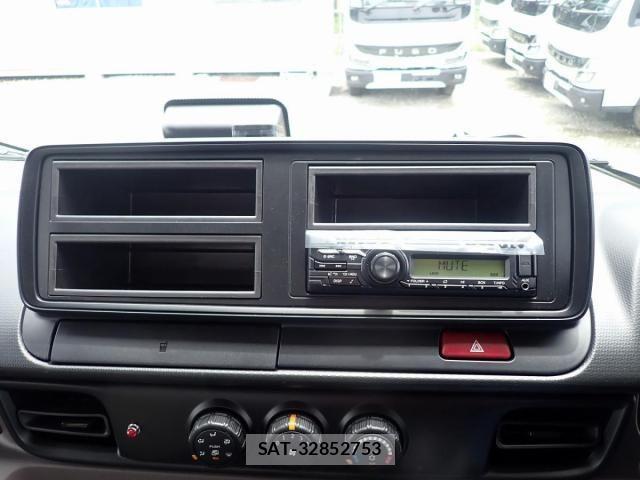 Mitsubishi CANTER 2026-06 8878977-15