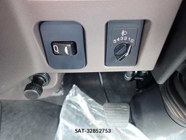 Mitsubishi CANTER 2026-06 8878977-20
