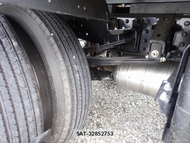 Mitsubishi CANTER 2026-06 8878977-5