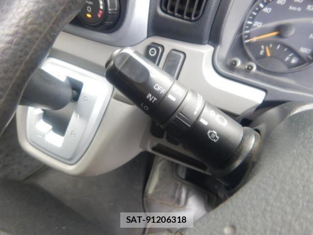 Mitsubishi CANTER 2017-07 8879007-12