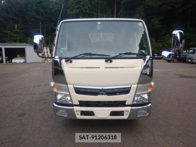 Mitsubishi CANTER 2017-07 8879007-1