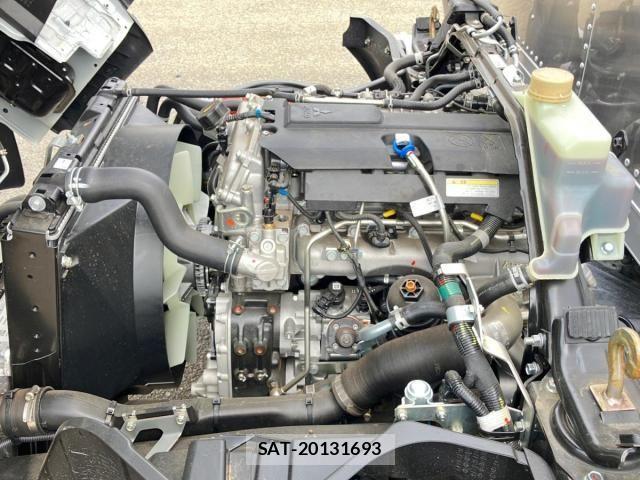 Mitsubishi CANTER 2025-12 8879008-12