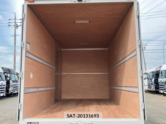 Mitsubishi CANTER 2025-12 8879008-7